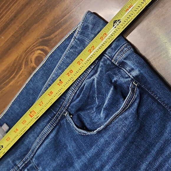 Torrid Jeans - Picture 7 of 15